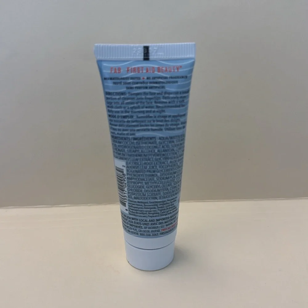 FIRST AID BEAUTY Travel Size Pure Skin Face Cleanser Travel Size 1oz NIP